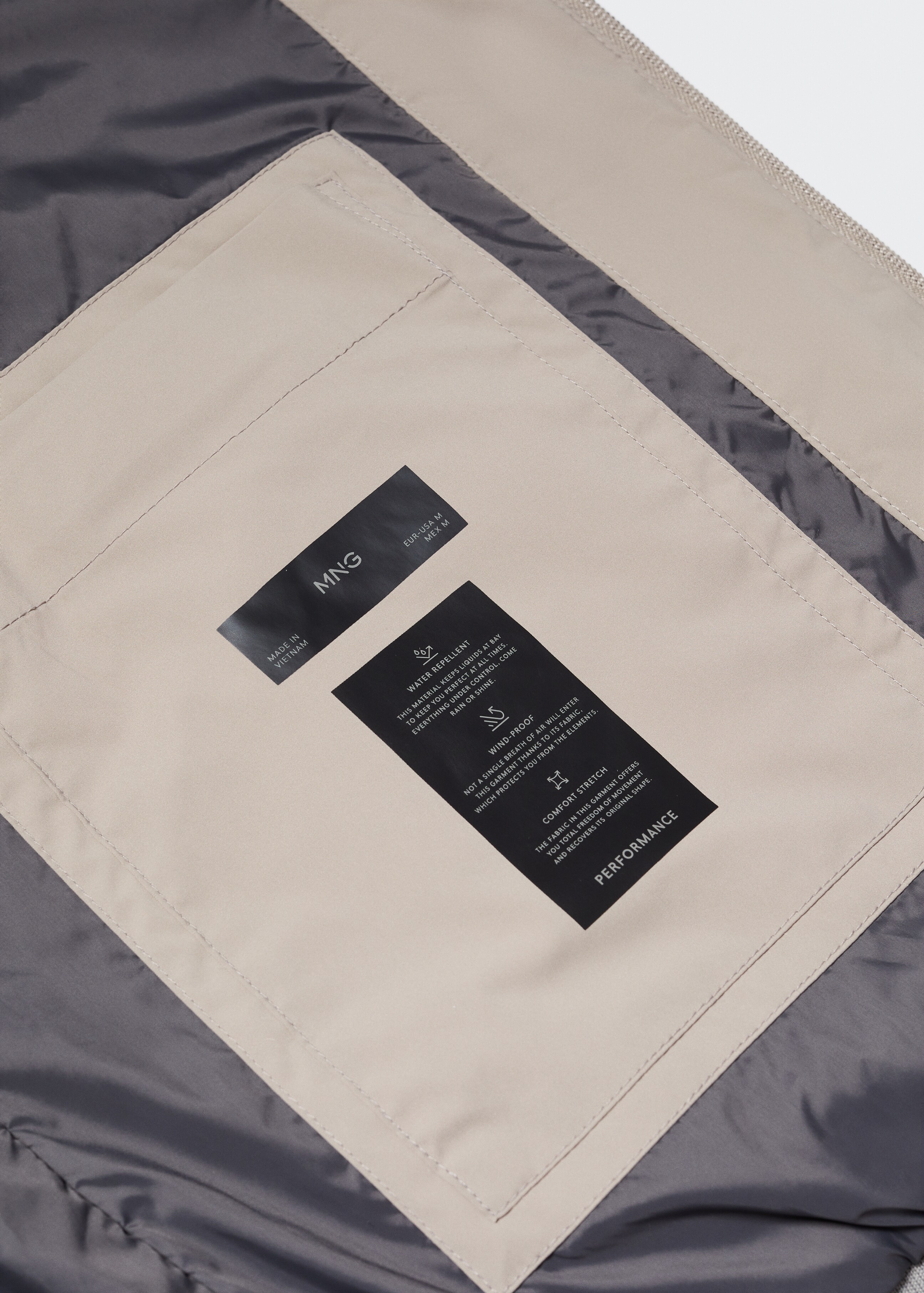 Lightweight water-repellent bomber jacket - Details of the article 8