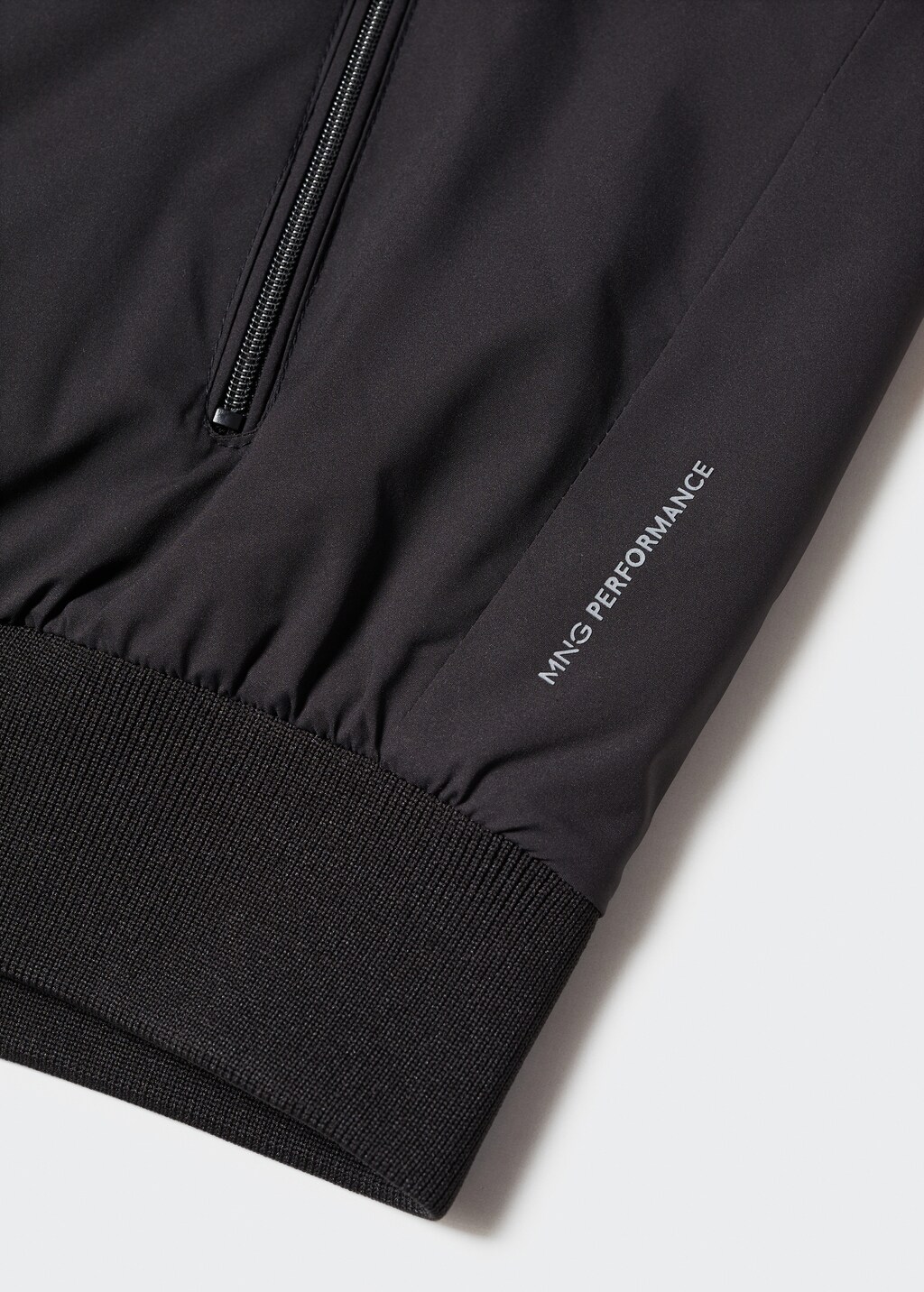 Lightweight water-repellent bomber jacket - Details of the article 0