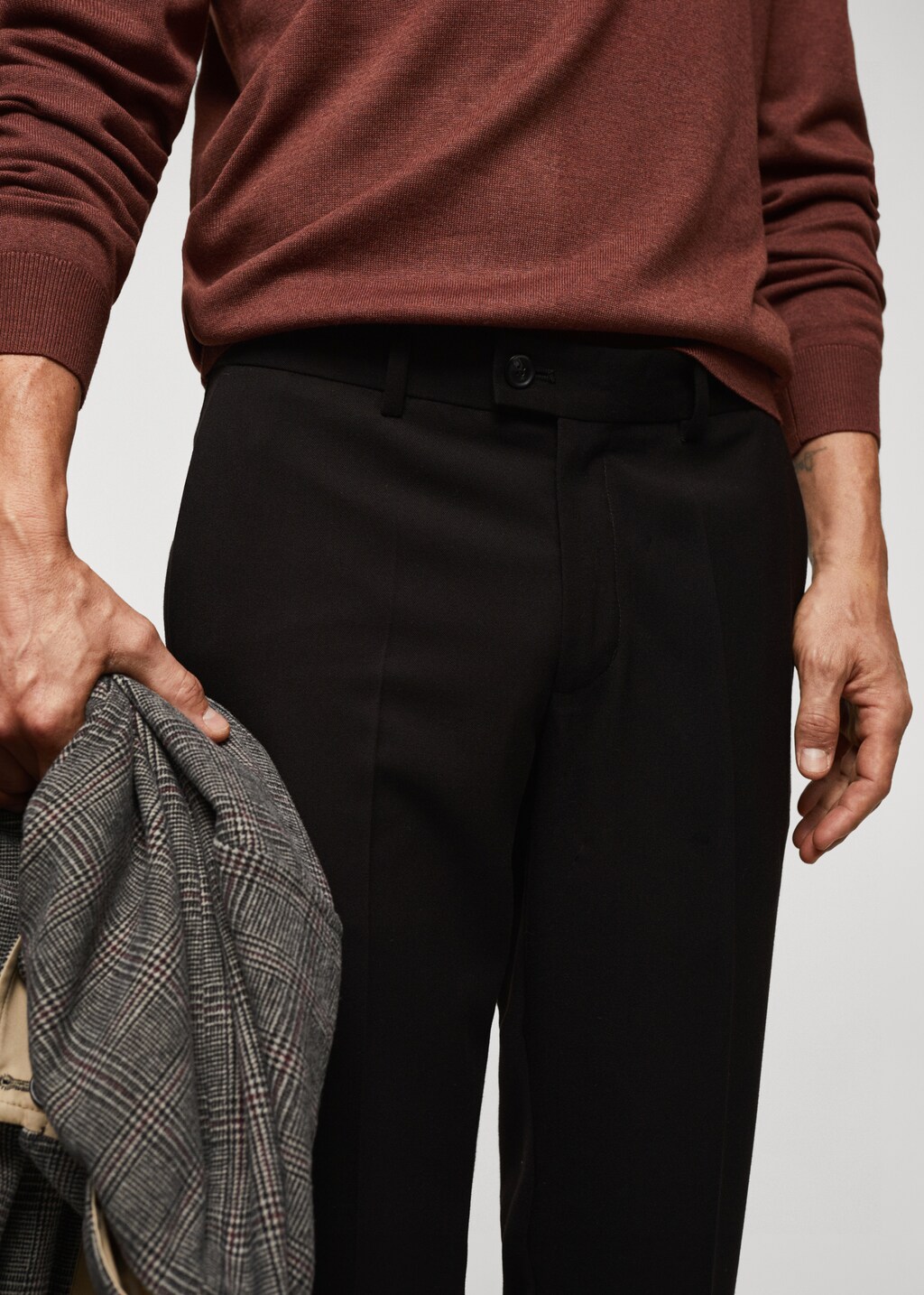 Recycled fabric slim-fit trousers - Details of the article 1