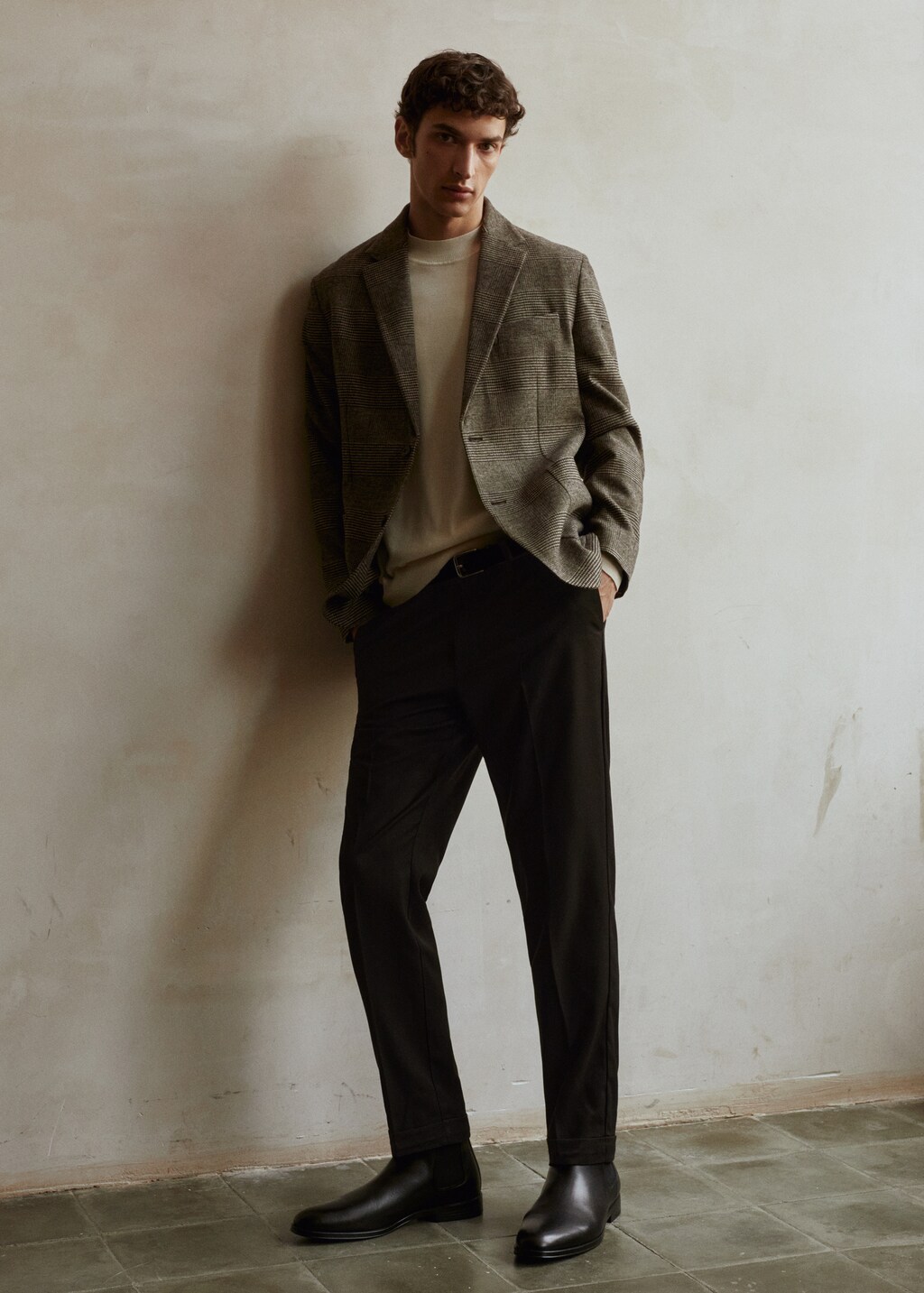 Recycled fabric slim-fit trousers - Details of the article 6