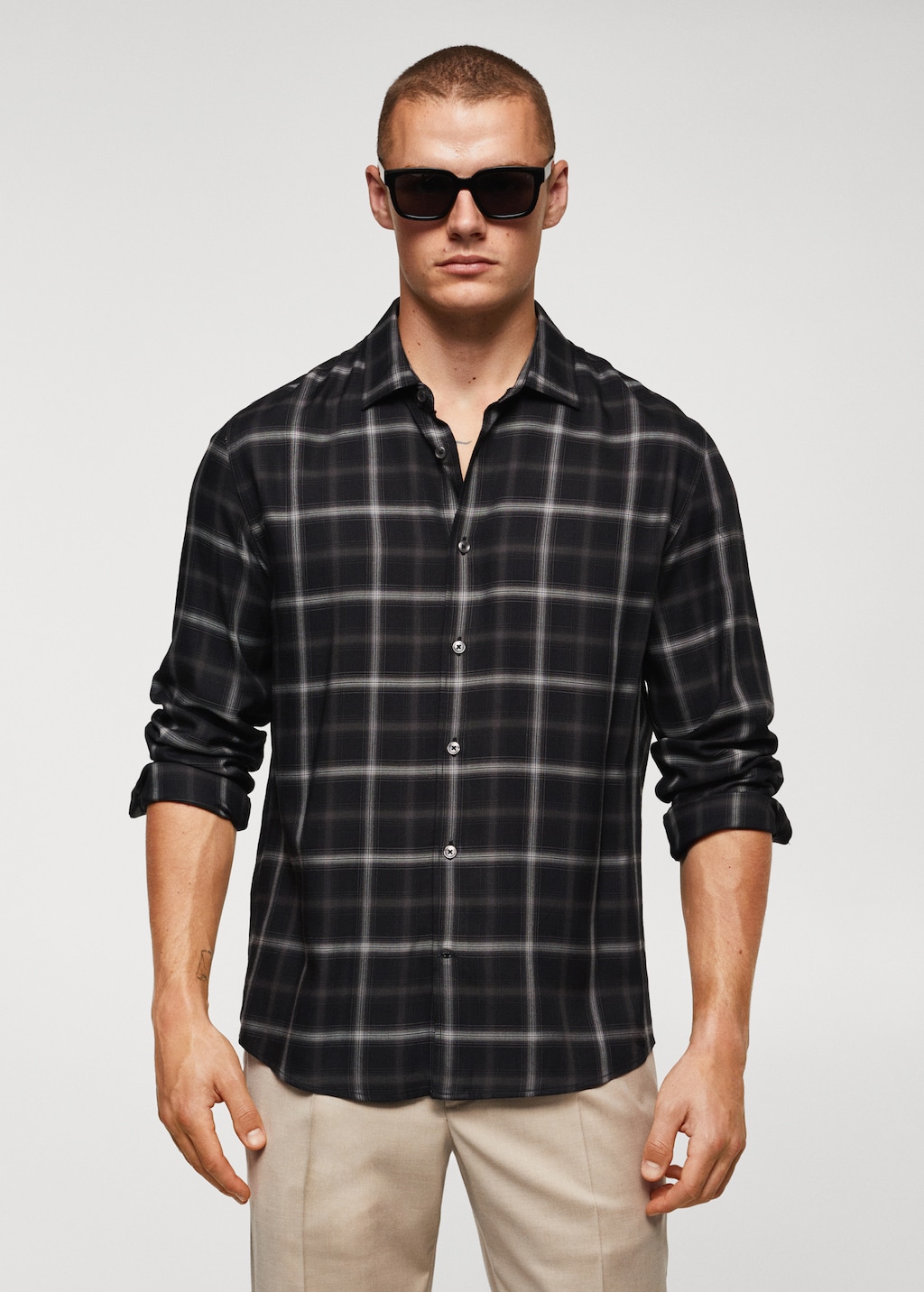 Camisa regular fit quadres finestra - Pla mig