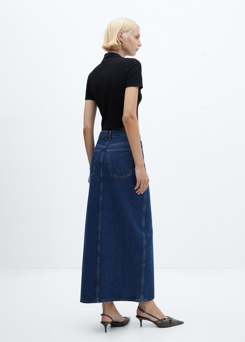 Slit denim skirt - Reverse of the article