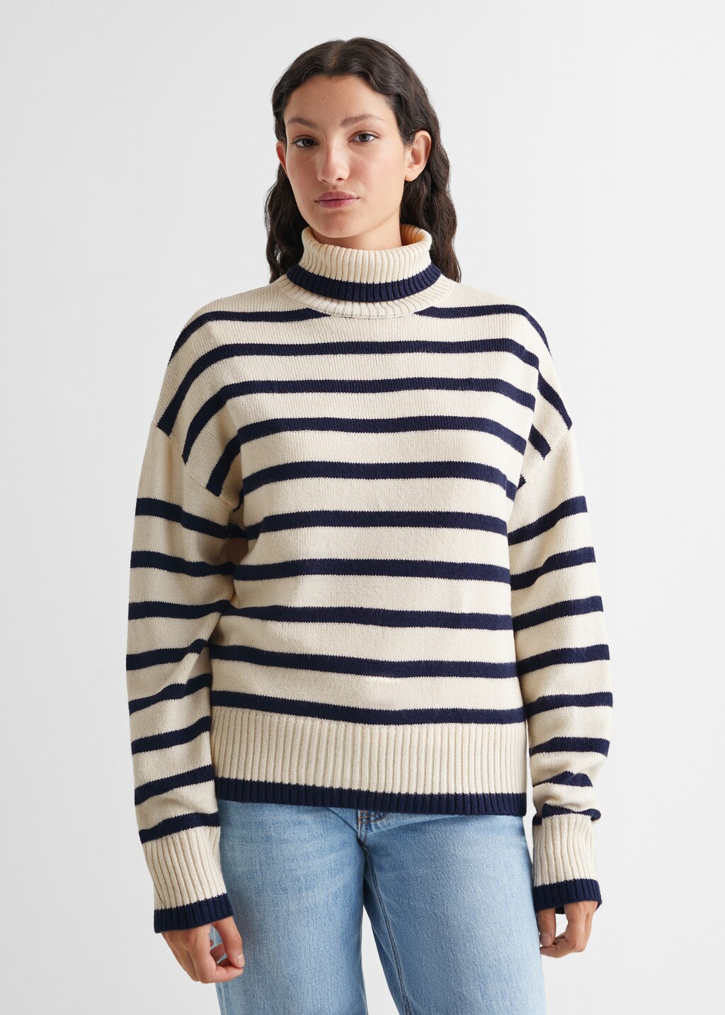 Stand-collar striped sweater - Medium plane