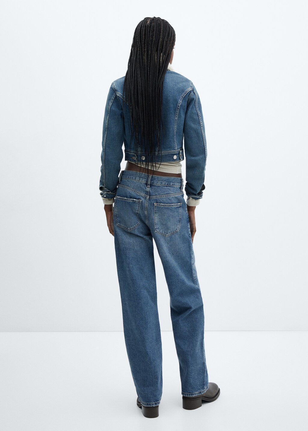 Denim jacket with shearling collar  - Reverse of the article