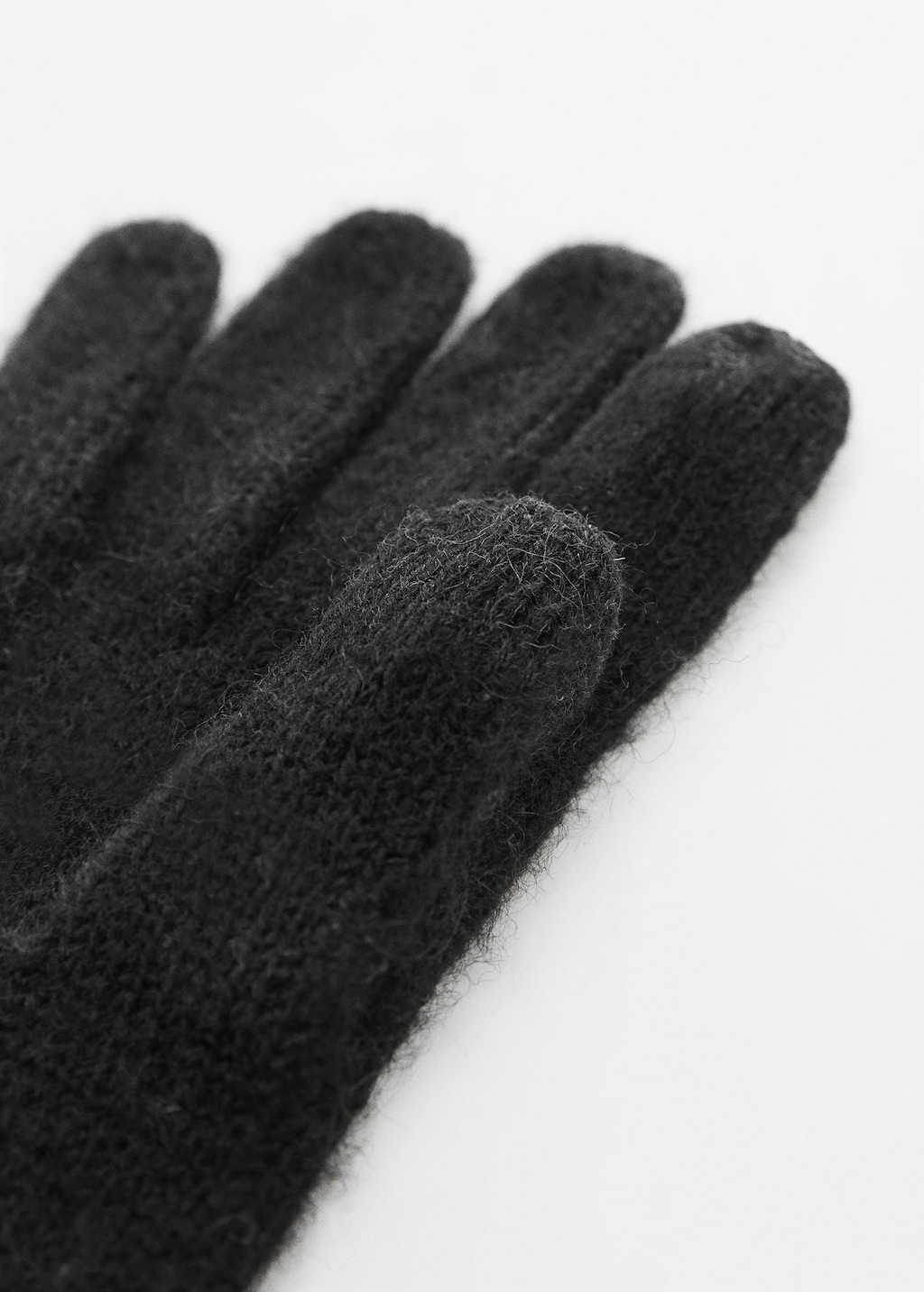 Ribbed knit gloves - Details of the article 1