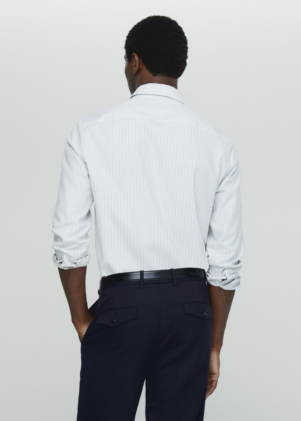 Structured pinstripe shirt - Reverse of the article