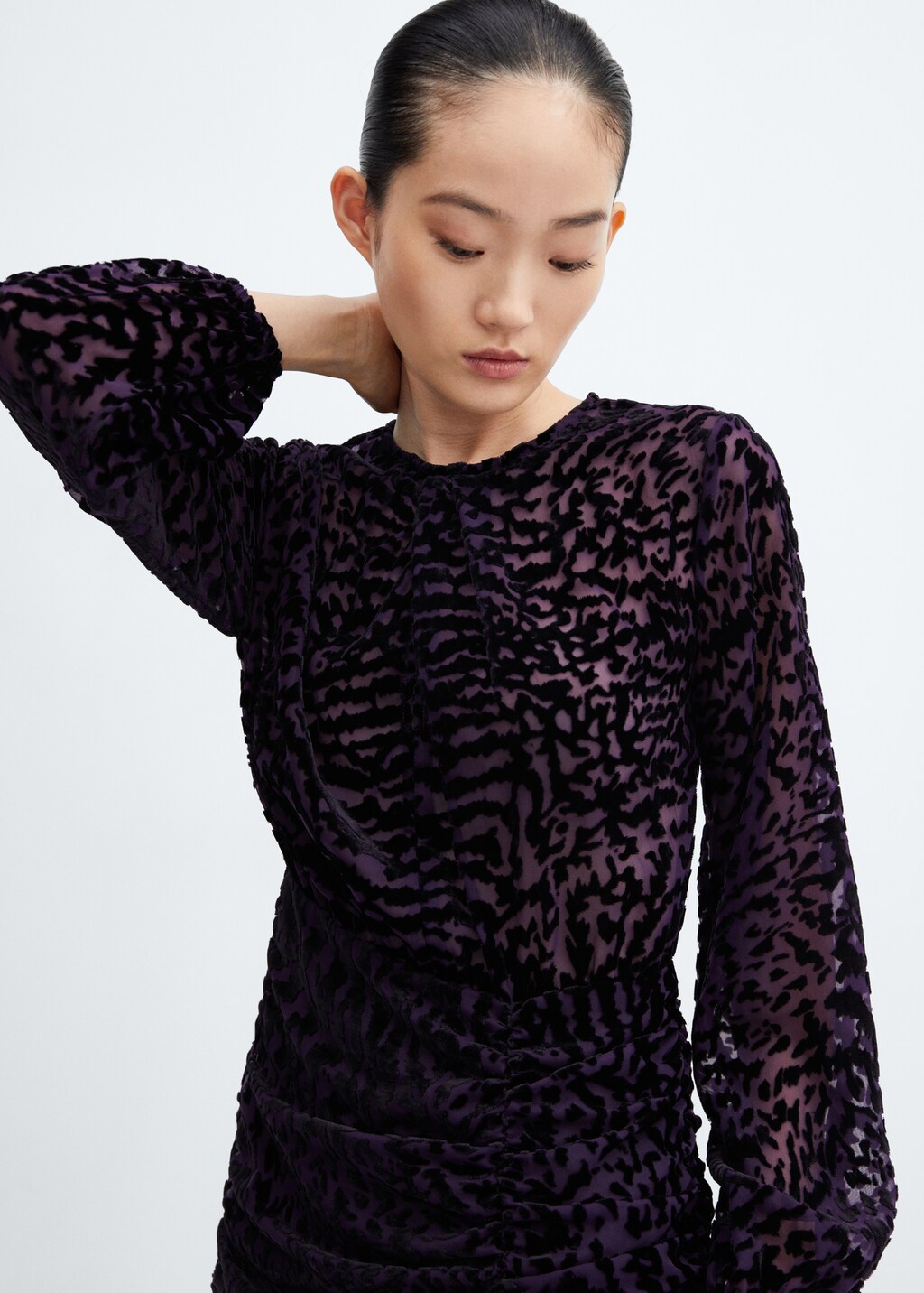 Animal print velvet dress - Details of the article 6