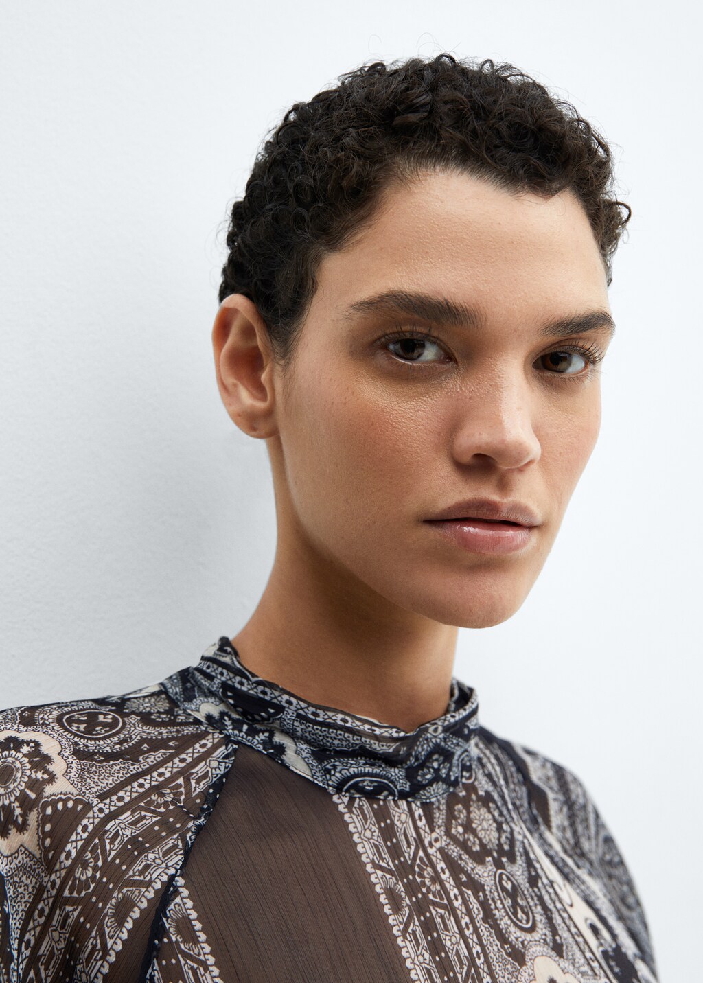 Sheer printed blouse - Details of the article 1