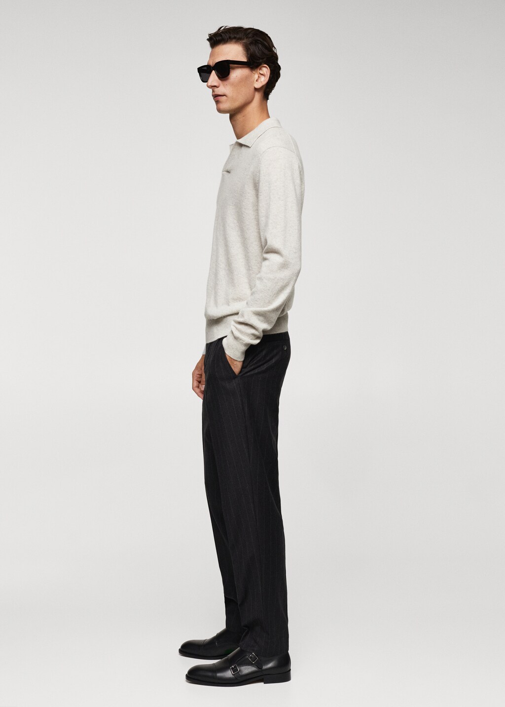 100% virgin wool pleated trousers - Details of the article 2