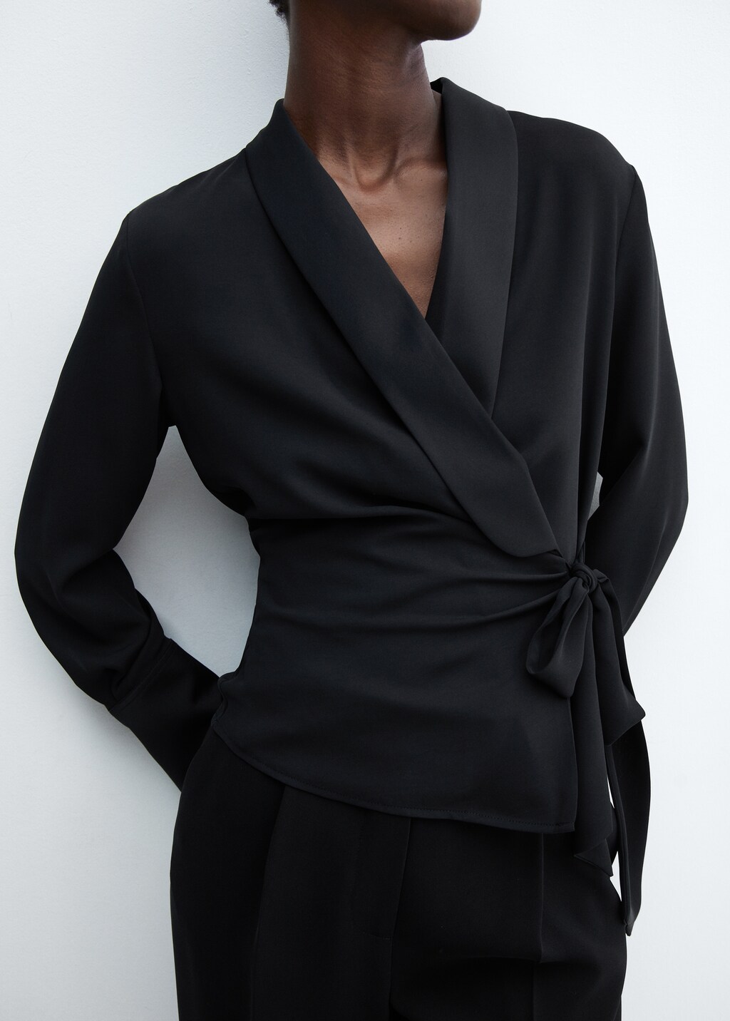 Wrapped lapel blouse - Details of the article 6