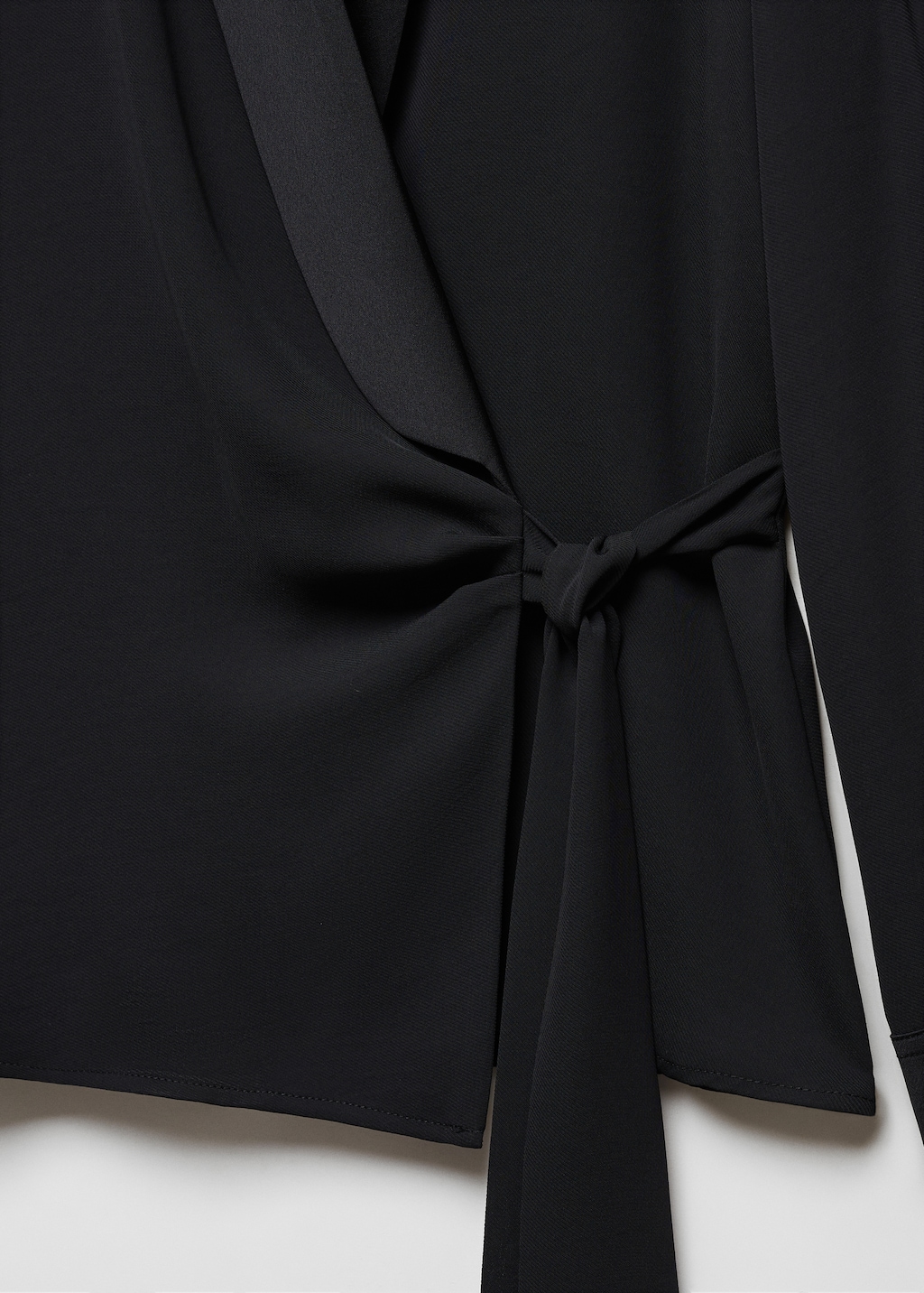 Wrapped lapel blouse - Details of the article 8