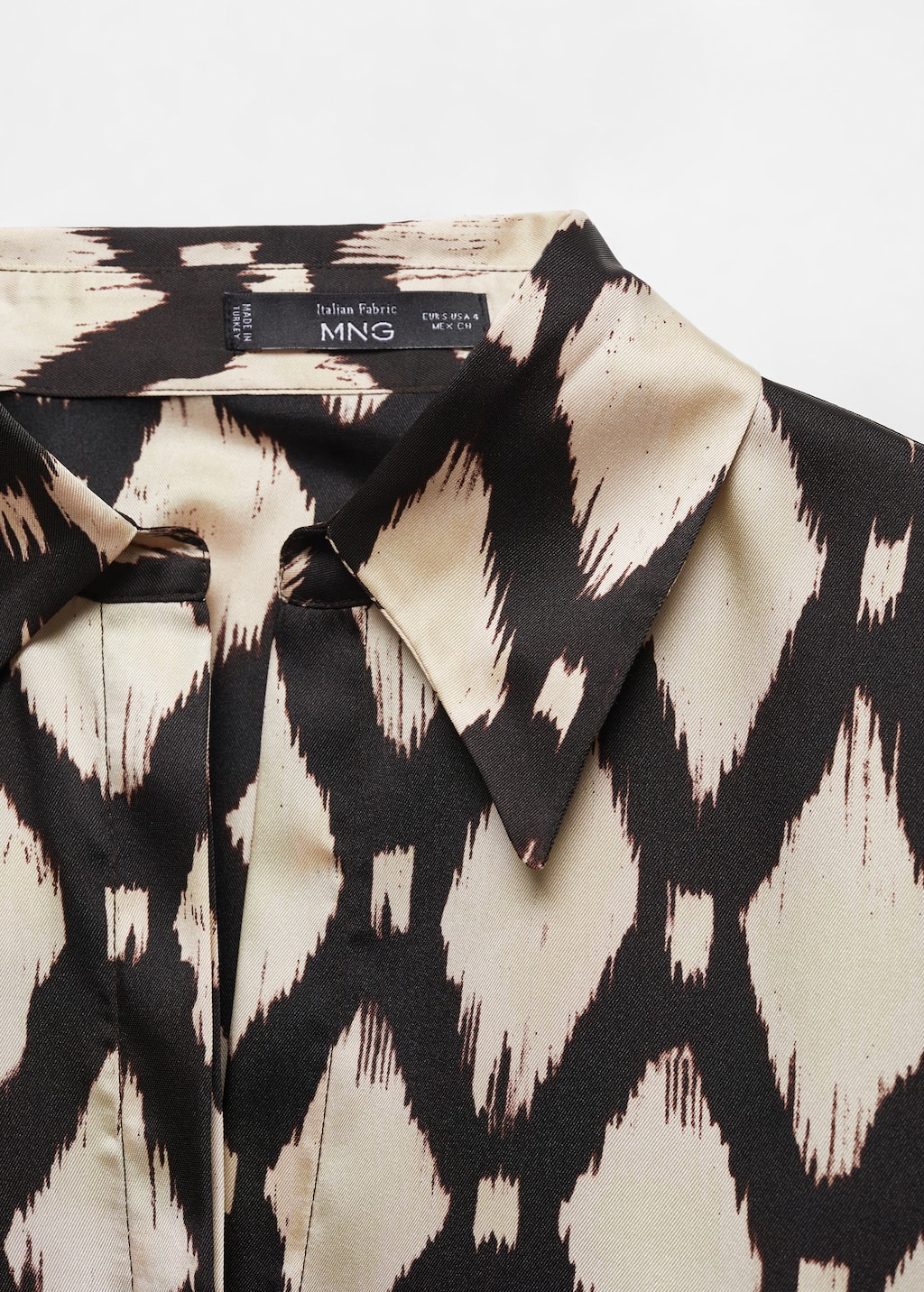 Satin print shirt - Details of the article 8