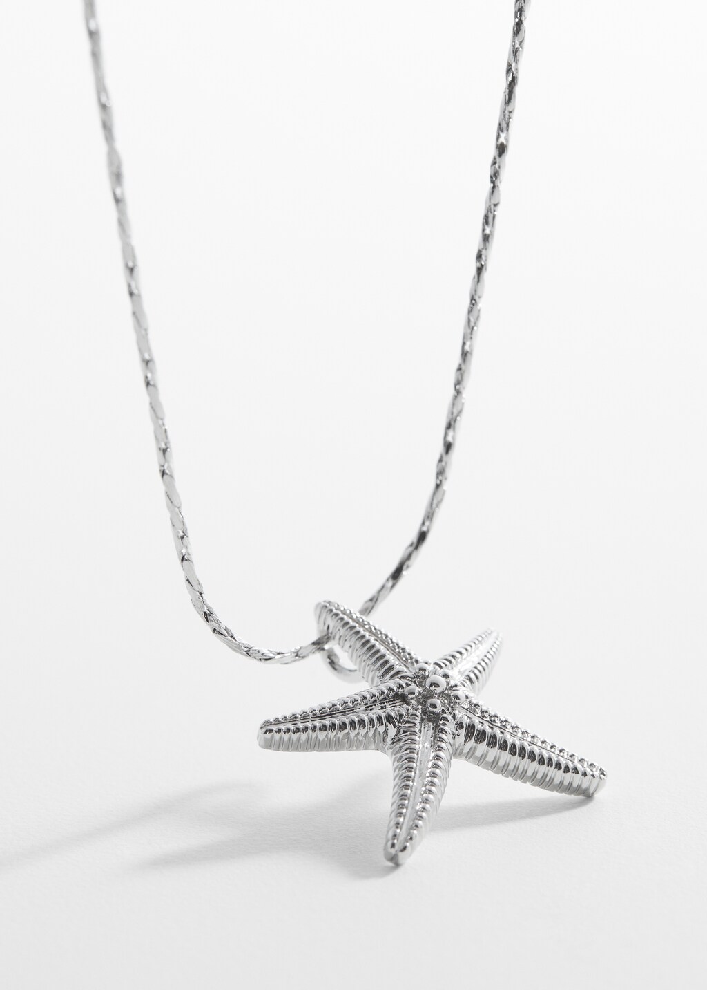 Star pendant necklace - Medium plane