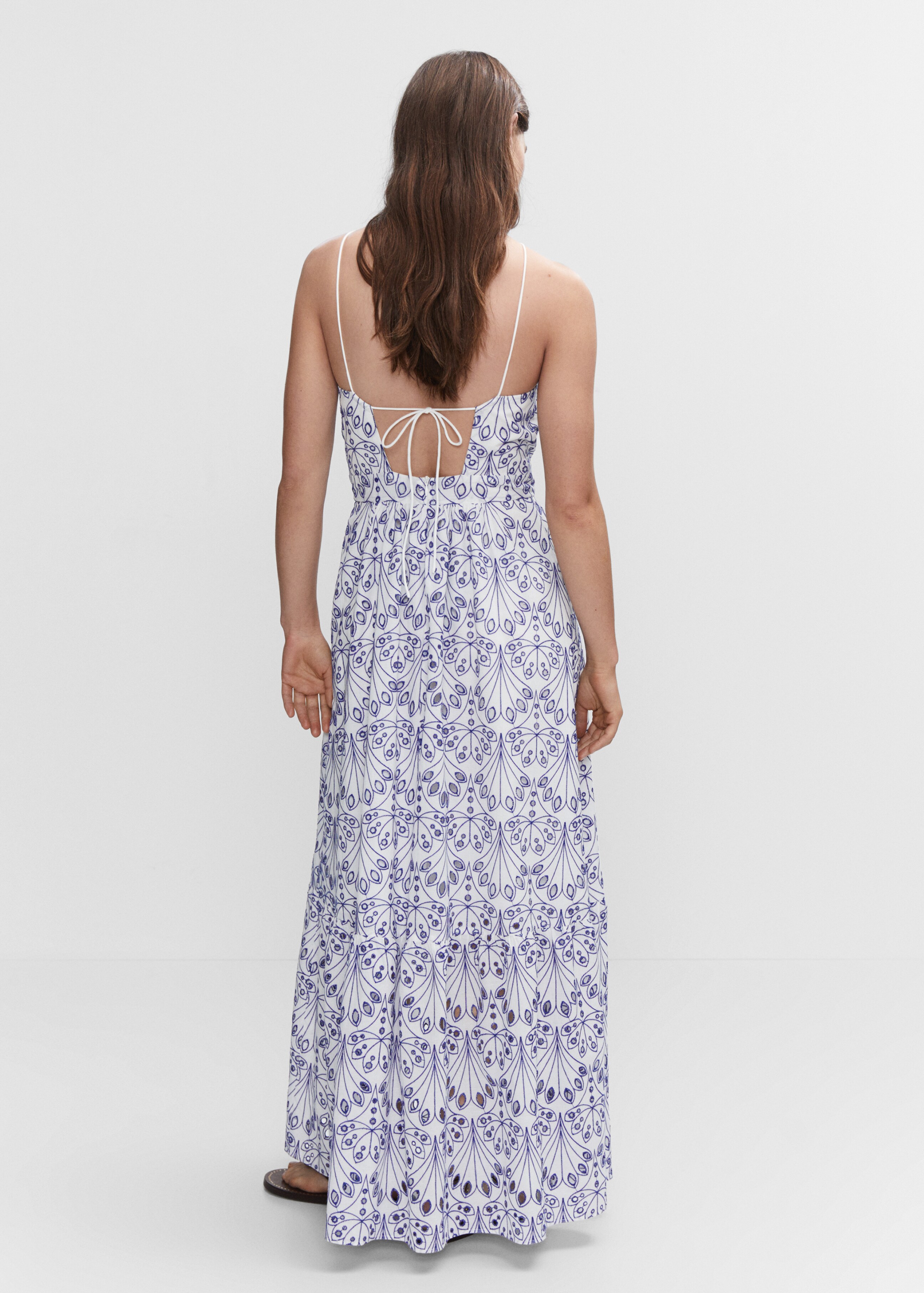 Embroidered halter-neck dress - Reverse of the article