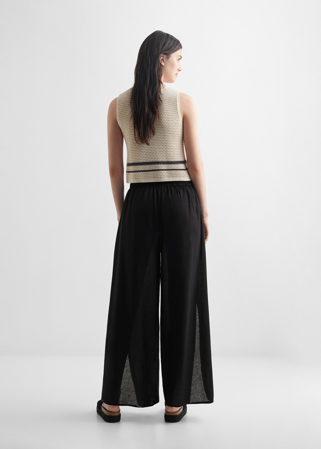 Side slit linen-blend trousers - Reverse of the article