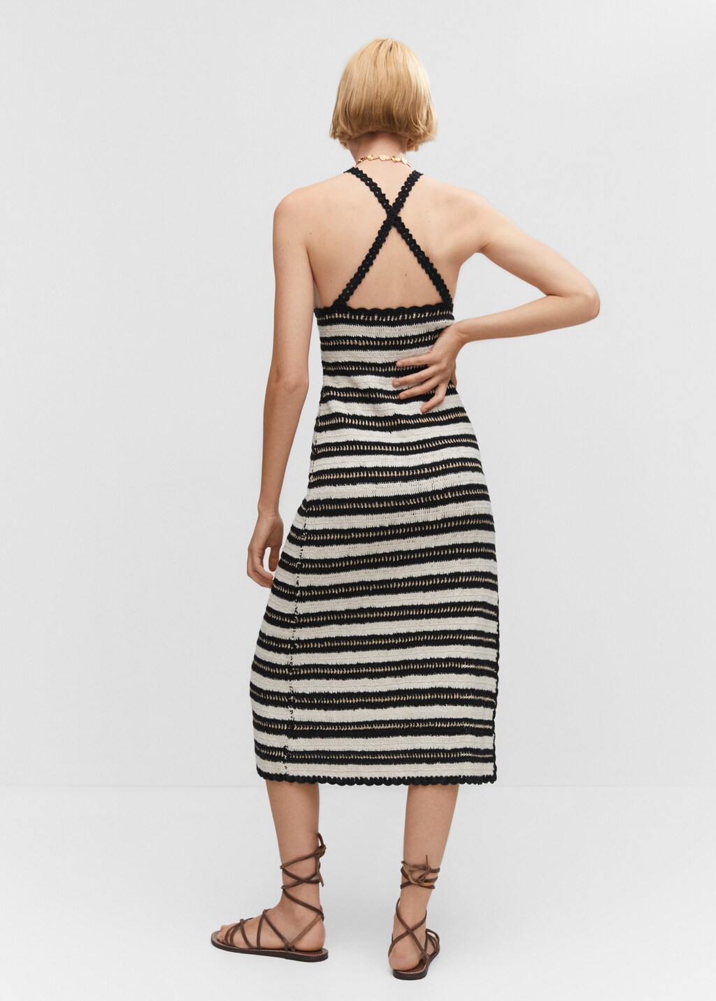 Striped crochet dress - Reverse of the article