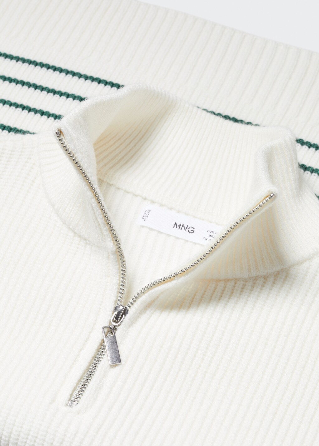 Striped sweater with zip - Details of the article 8