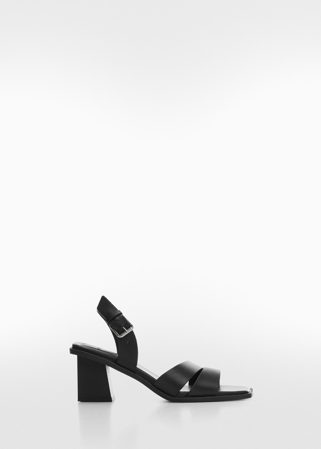 Block heel sandals