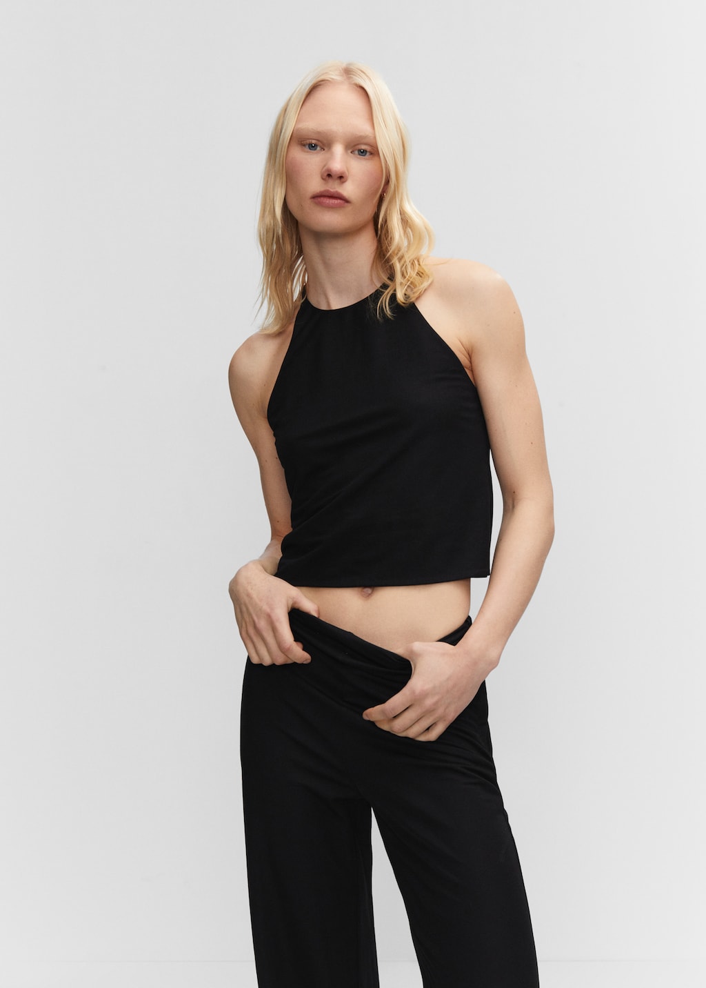 Halter-neck knitted top - Medium plane