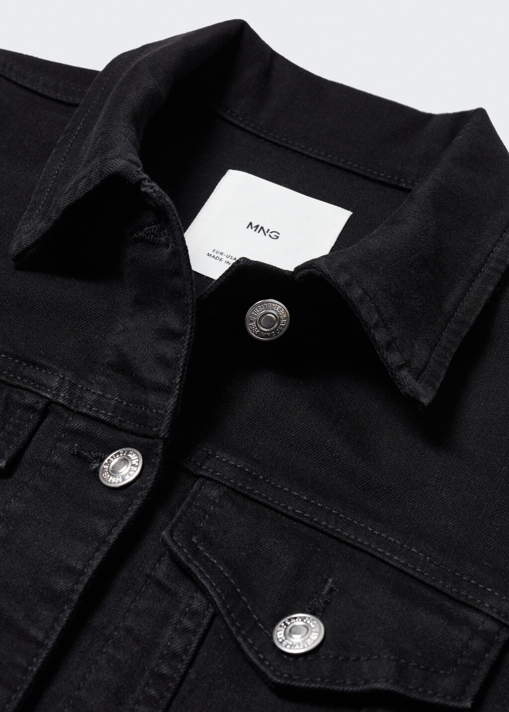 Pocketed denim jacket - Details of the article 8