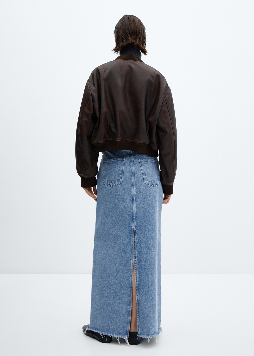 Long denim skirt - Reverse of the article