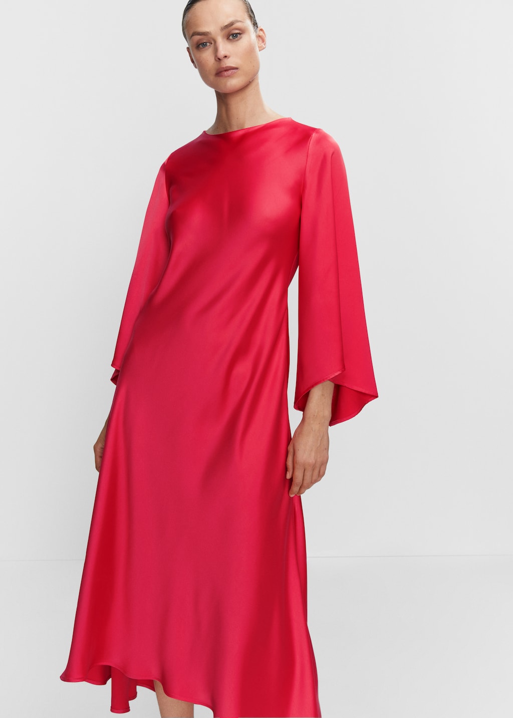 Flared-sleeve satin dress - Medium plane