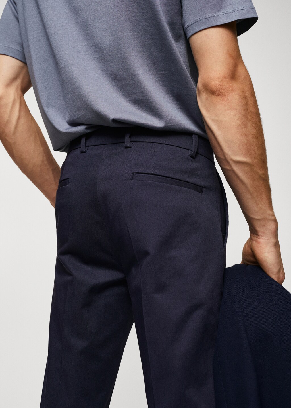 Slim fit chino trousers - Details of the article 6