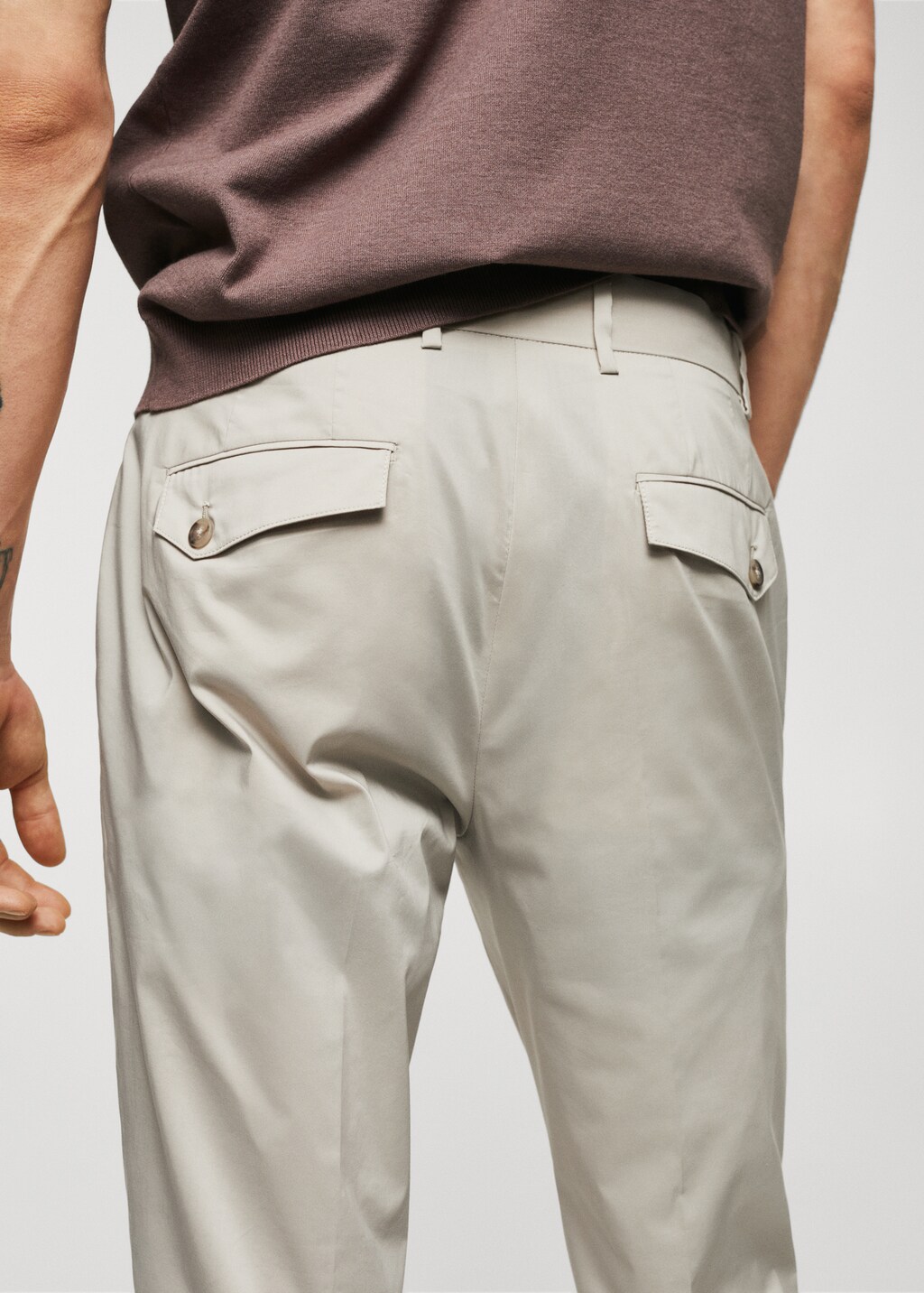 Lightweight cotton trousers - Details of the article 6