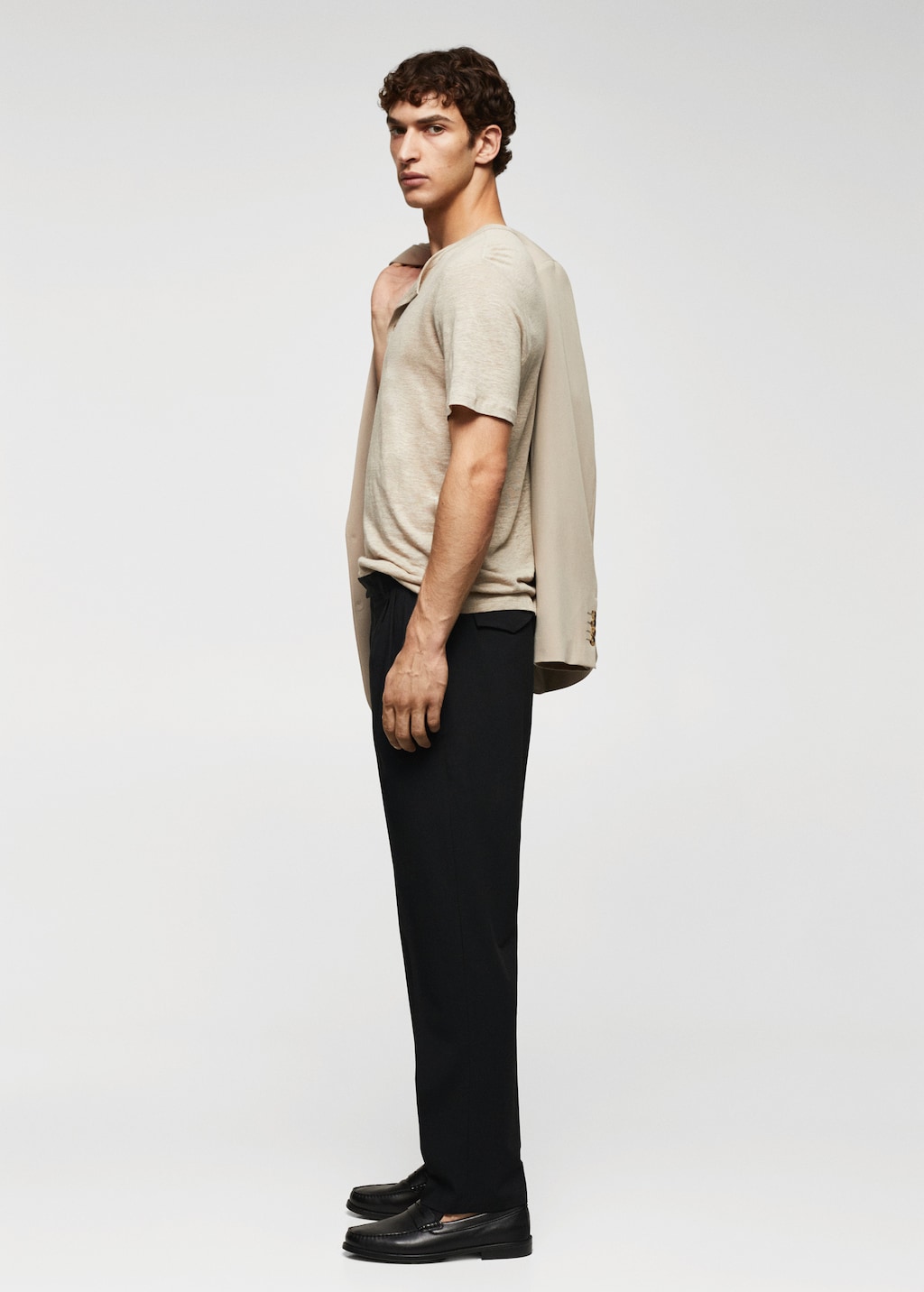 Regular fit pleated cotton trousers - Details of the article 2