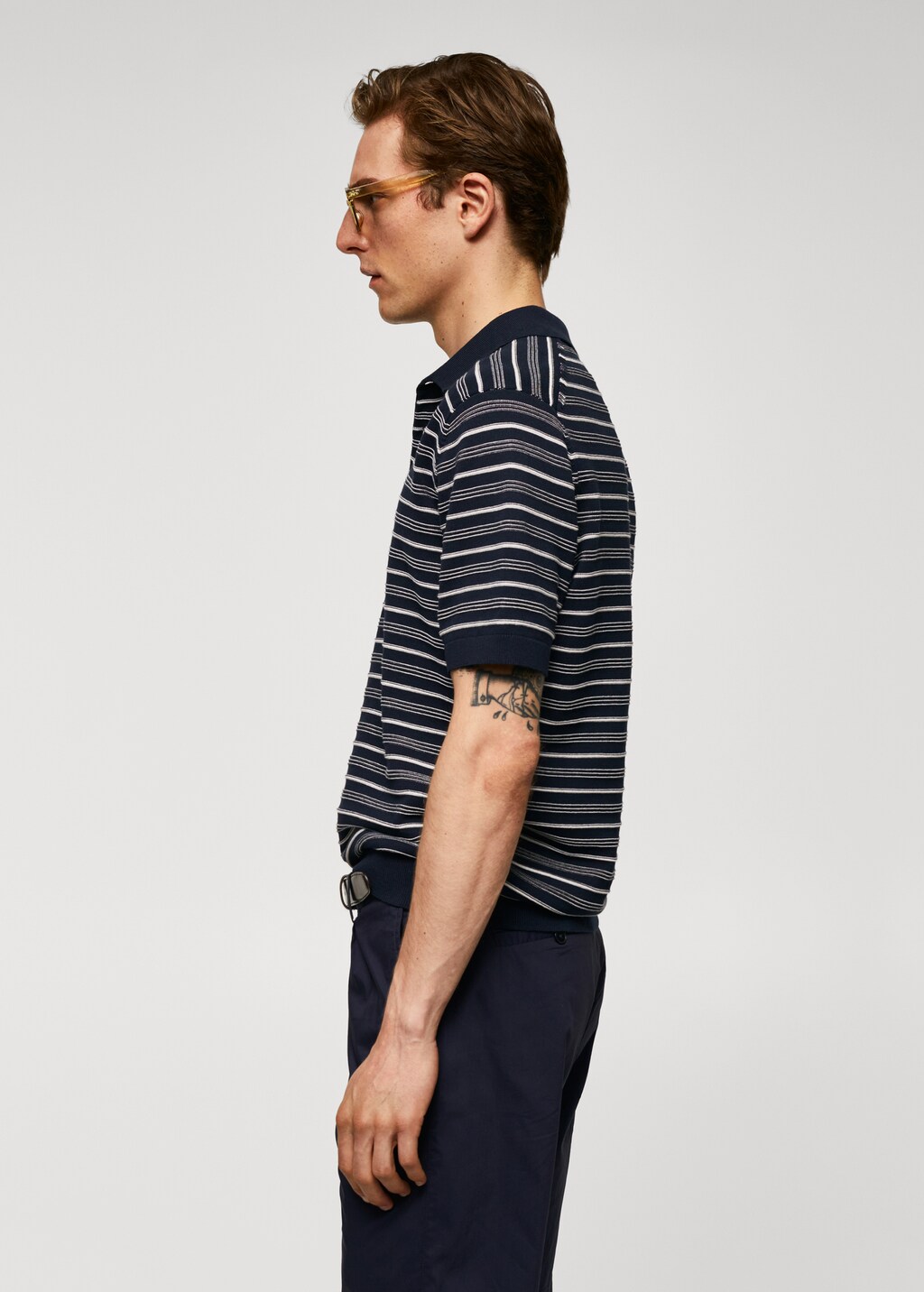 Striped fine-knit polo shirt - Details of the article 2