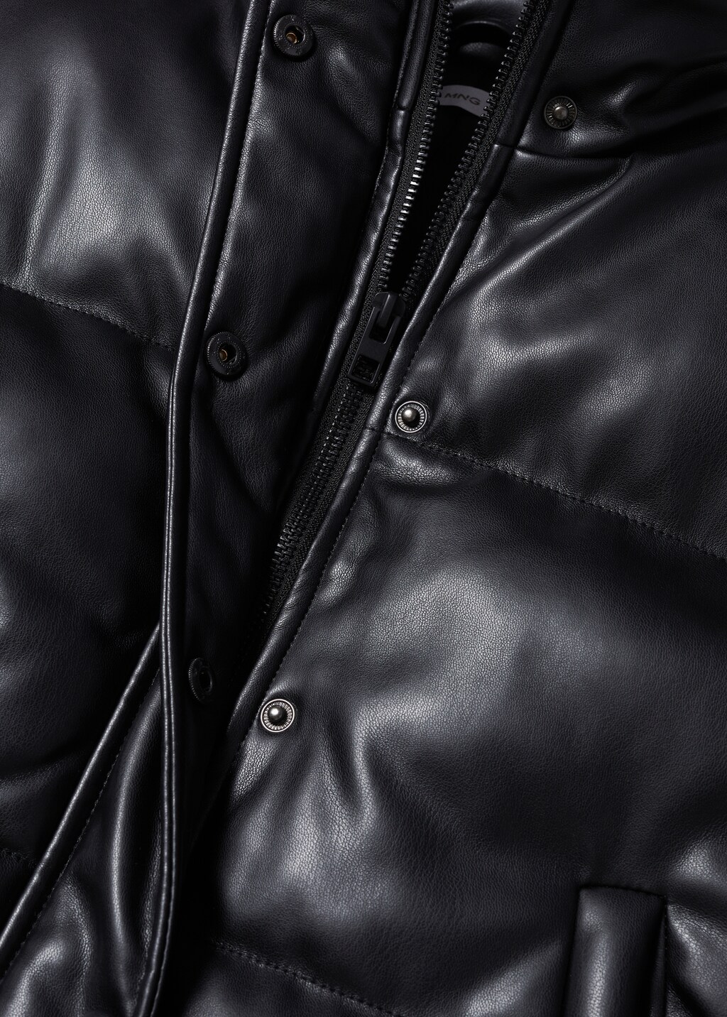 Leather-effect gilet - Details of the article 8