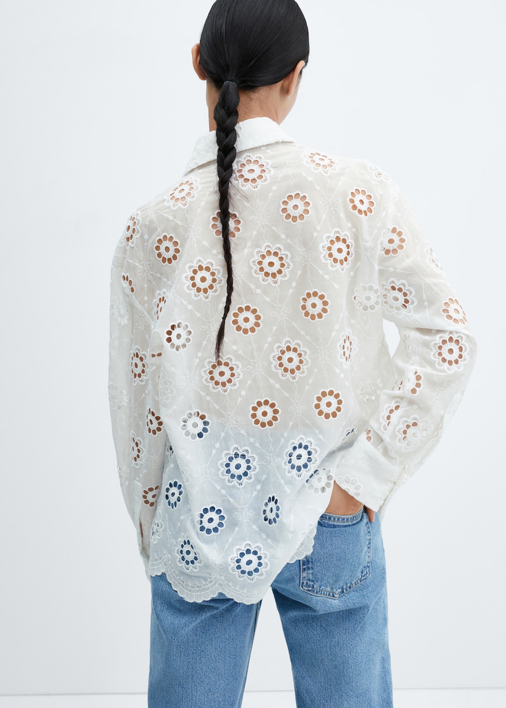 Embroidered openwork shirt - Reverse of the article