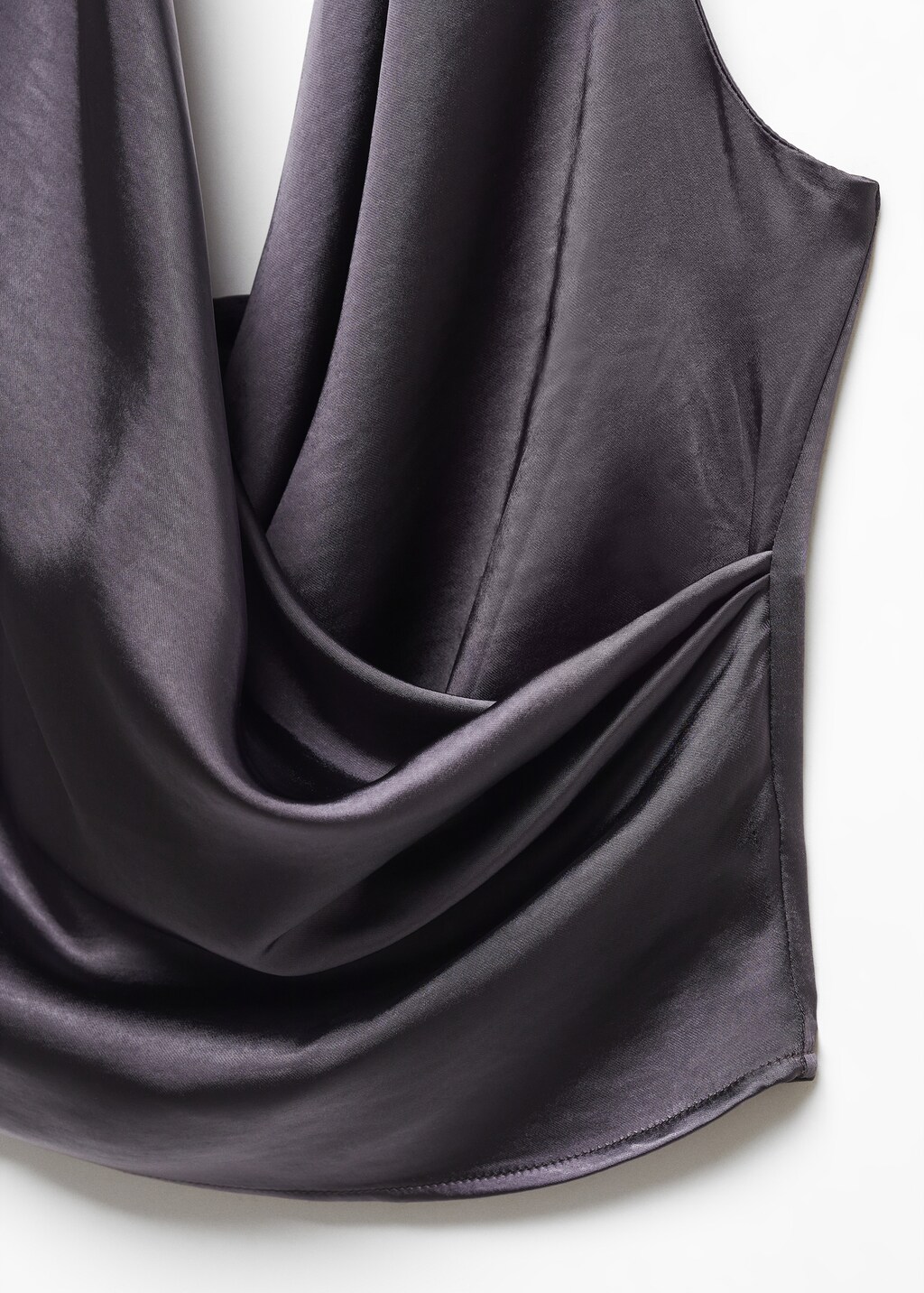 Wrap blouse with open back - Details of the article 8