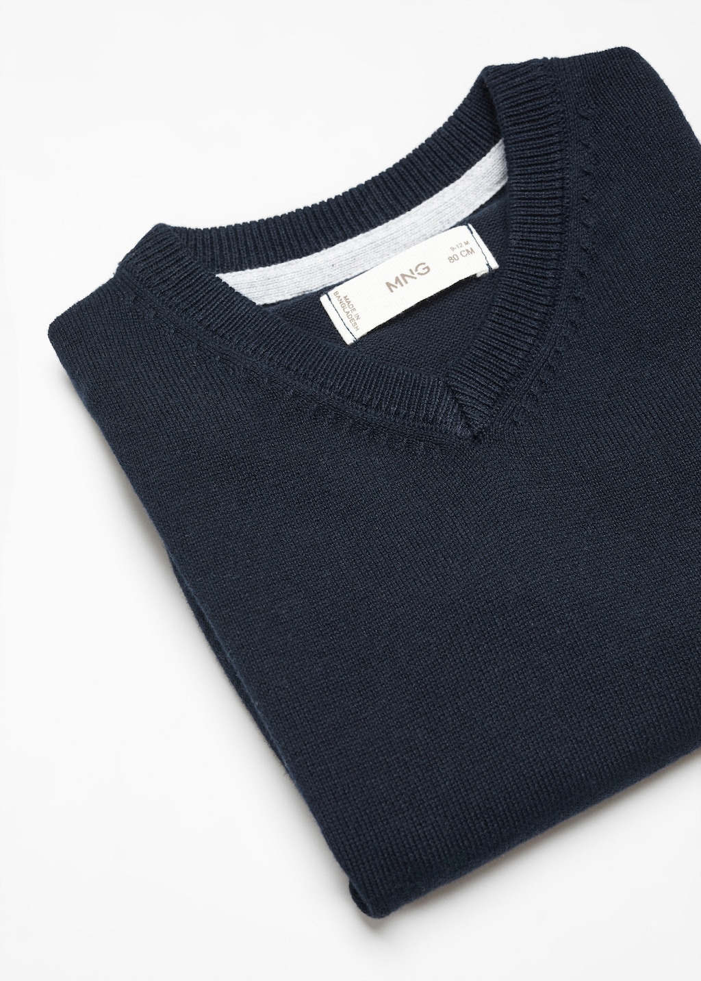 V-neck sweater - Details of the article 0