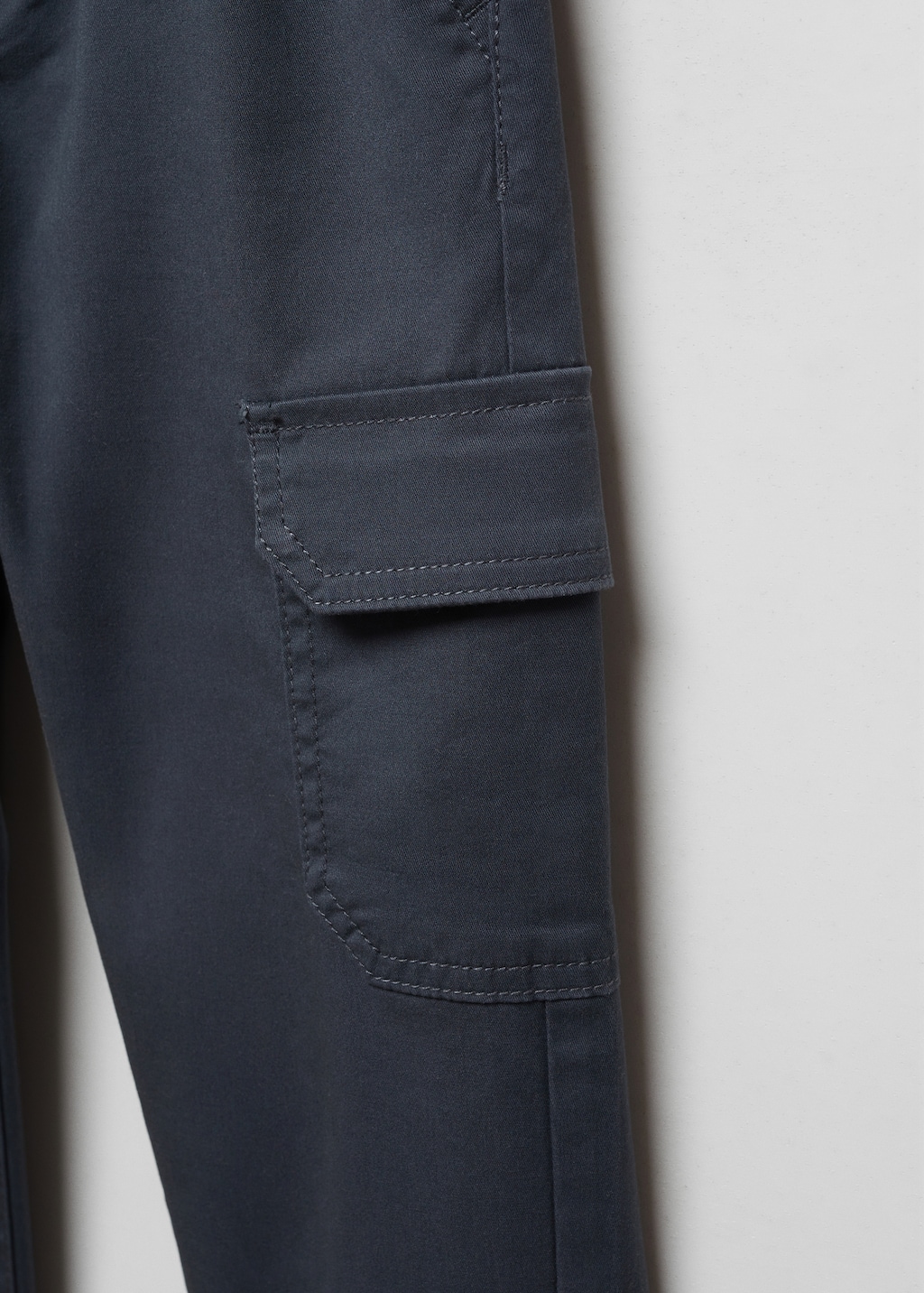 Pocket jogger trousers - Details of the article 8