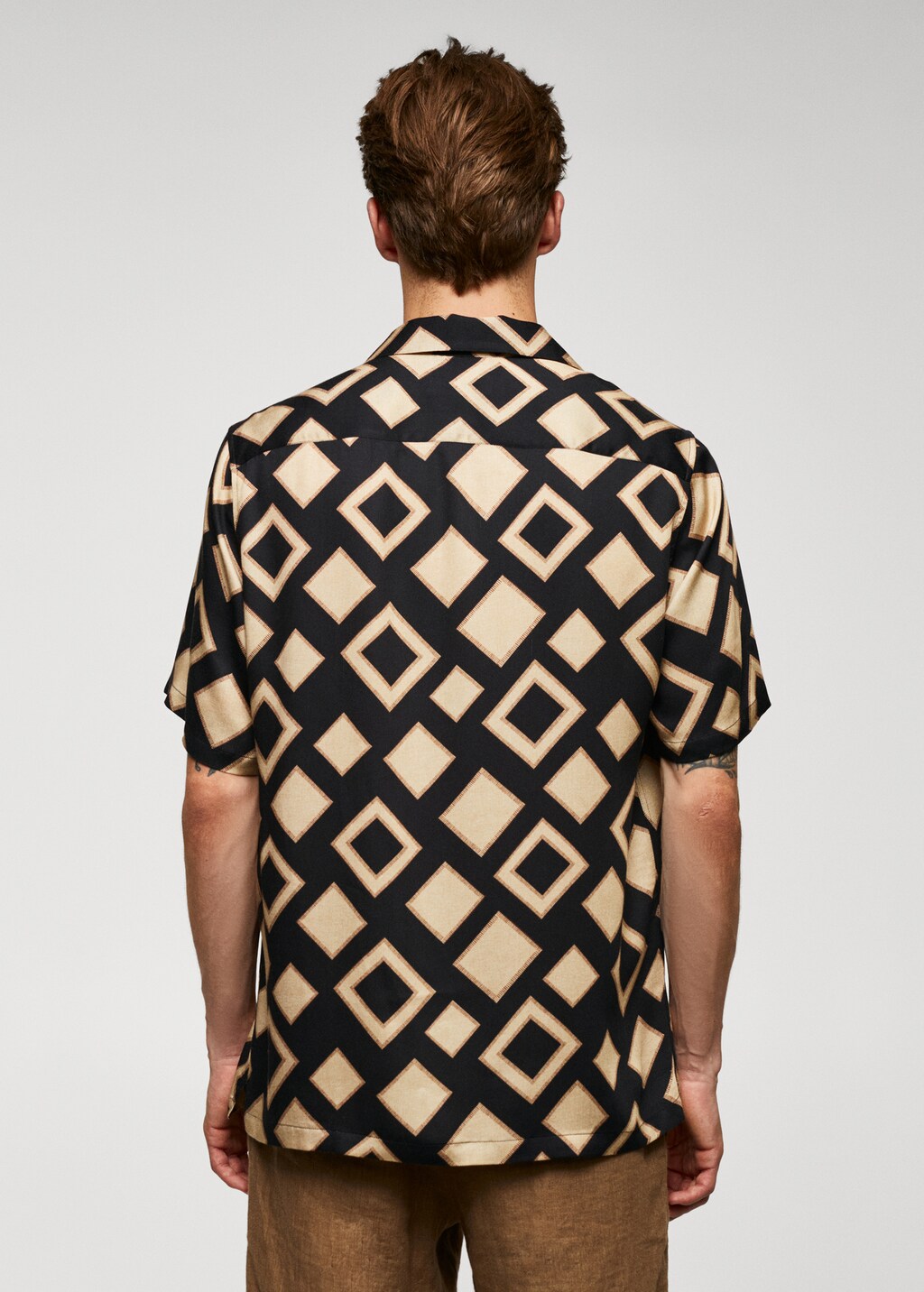 Geometric-print bowling shirt - Reverse of the article