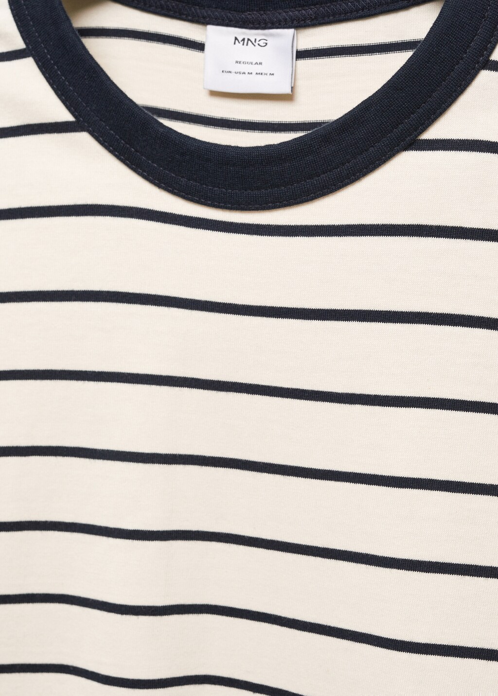 Striped long sleeves t-shirt - Details of the article 8