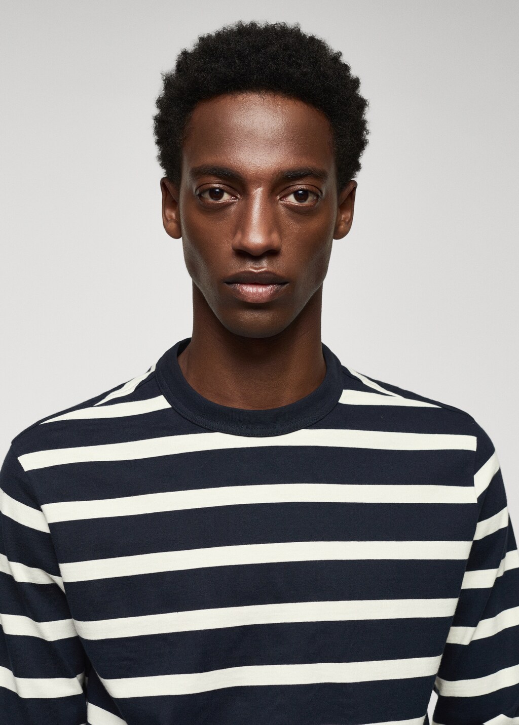 Striped long sleeves t-shirt - Details of the article 1