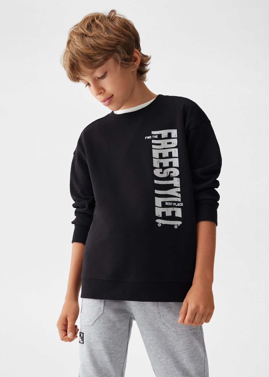 Weiches Sweatshirt mit Text - Mittlere Ansicht