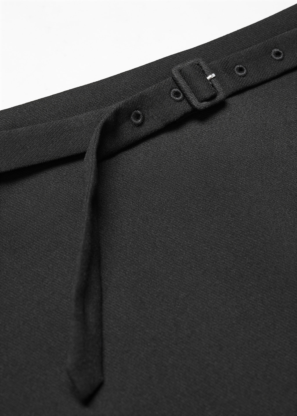 Straight mini-skirt with belt - Details of the article 8