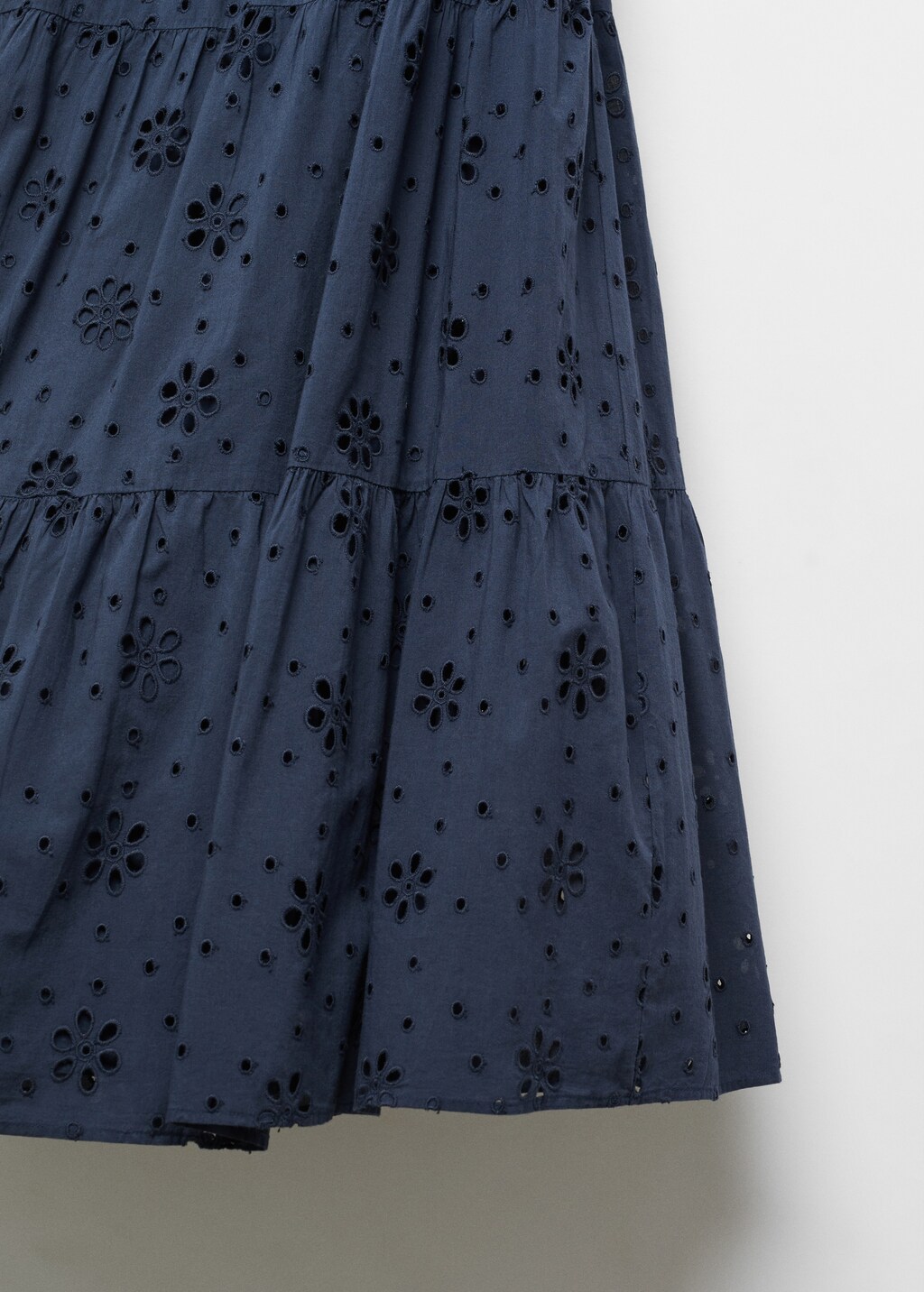 Embroidered flowy skirt - Details of the article 8