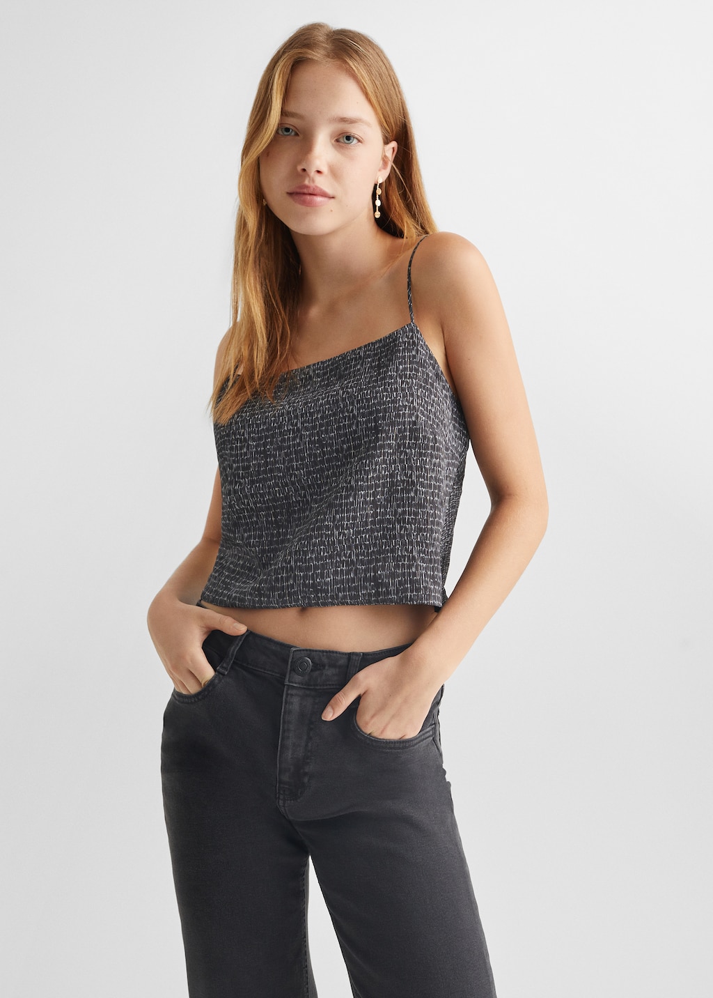 Crop-Top mit Knoten - Mittlere Ansicht