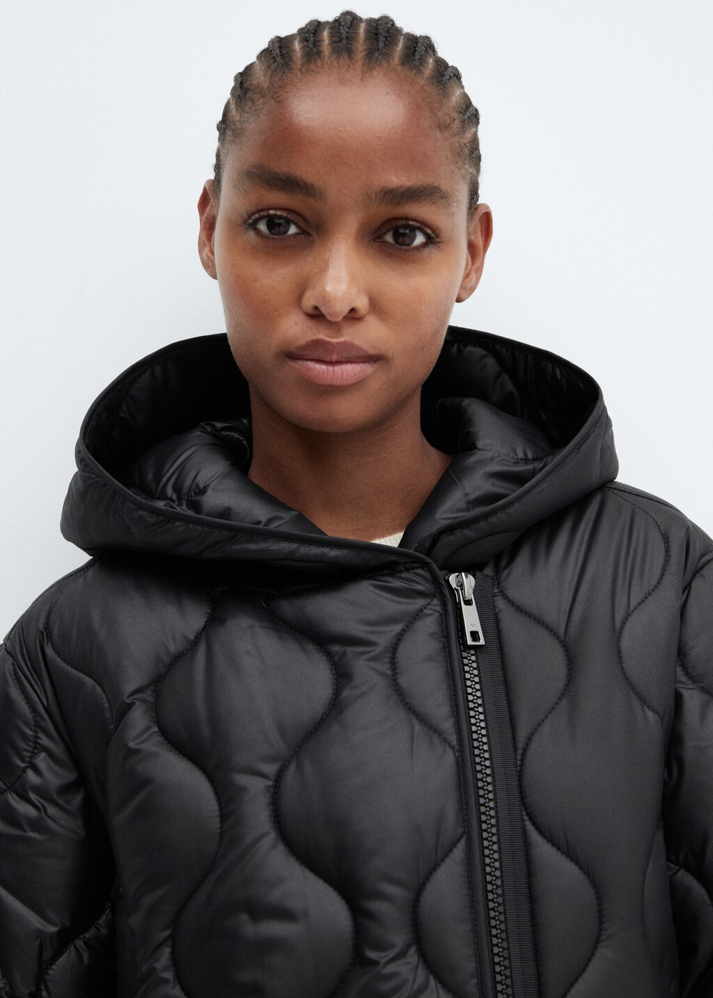 Hood quilted coat - Details of the article 1