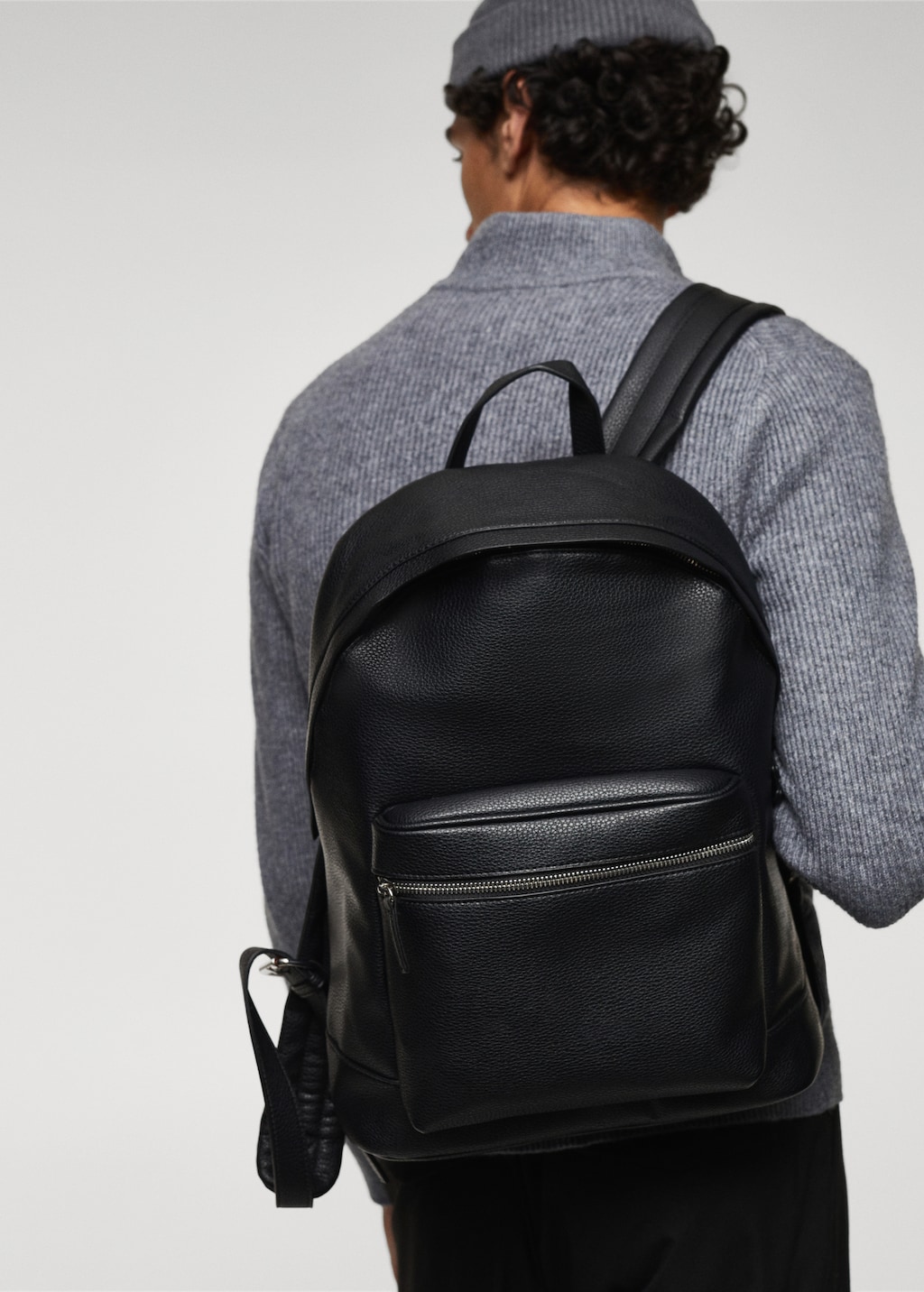 Leather-effect backpack - Details of the article 9