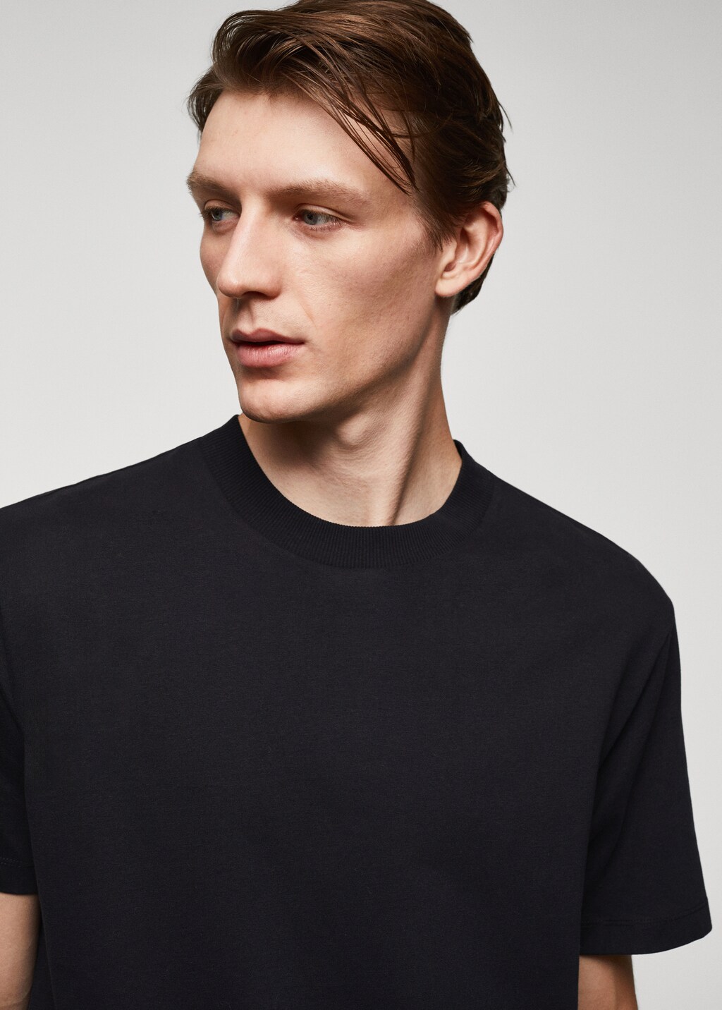 Basic 100% cotton t-shirt - Details of the article 1