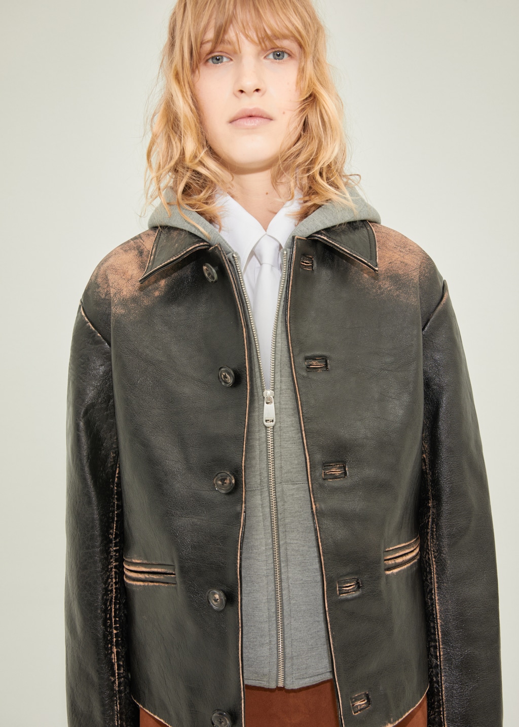 Leather jacket with worn effect - Medium plane