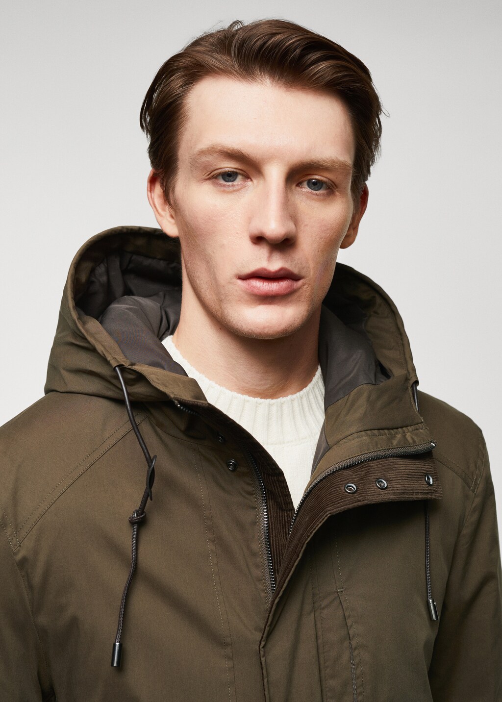 Quilted parka with thermoregulating fabric - Details of the article 1