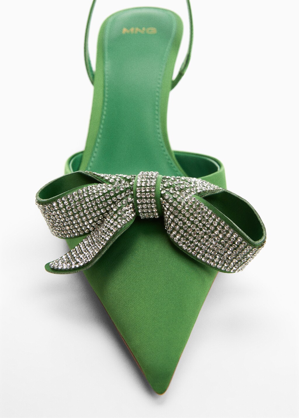 Bow-heeled shoes - Details of the article 2