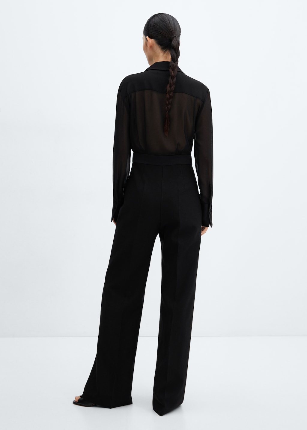 Long jumpsuit with shirt collar - Reverse of the article