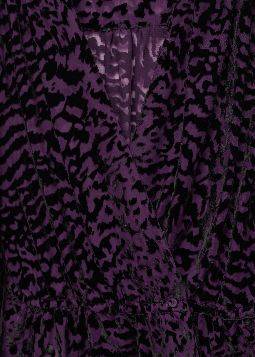 Animal print velvet blouse - Details of the article 8